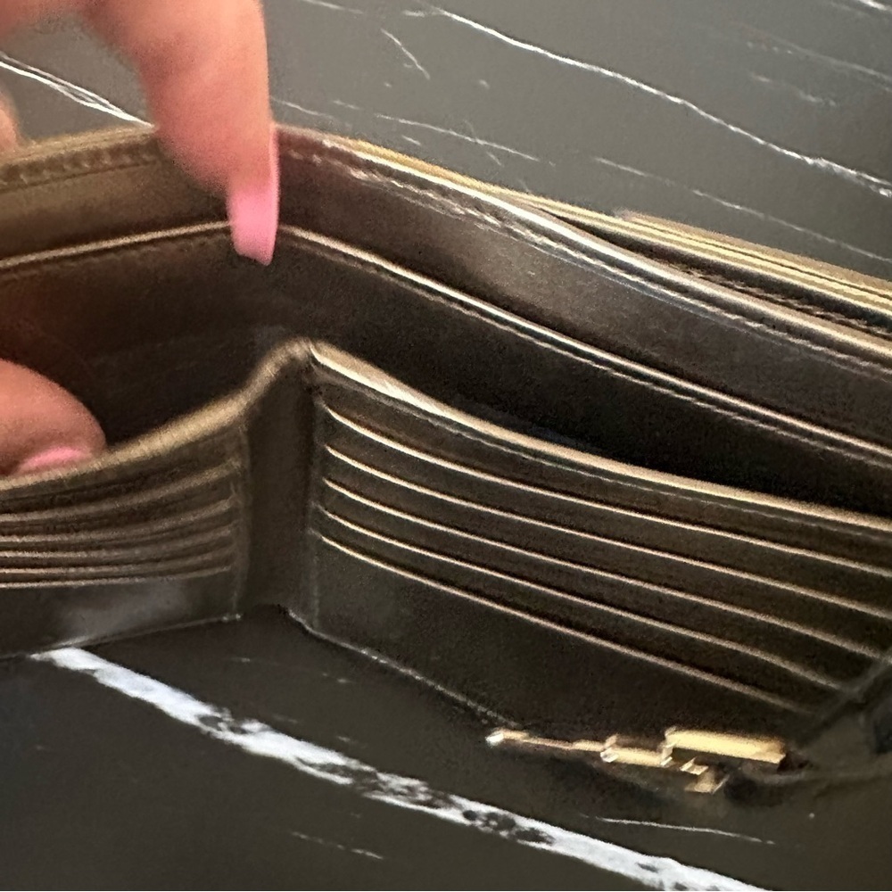 💎AUTHENTIC GUCCI LARGE JACKIE PISTON WALLET💎PRISTINE CONDITION 💎 - Picture 5 of 11